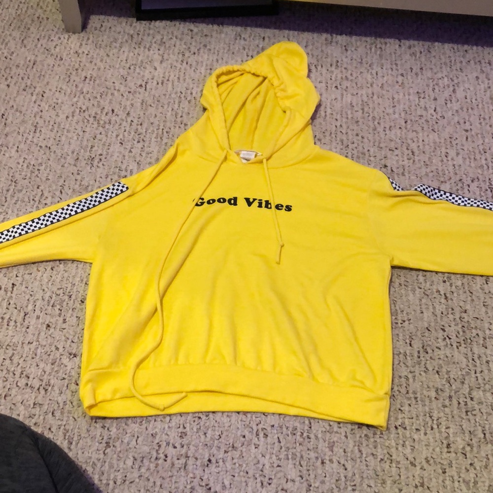Yellow good vibes hoodie with checkered sleeves